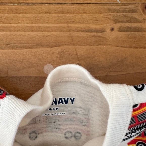 Old Navy White and Red Fire Truck Footie - Picture 2 of 6